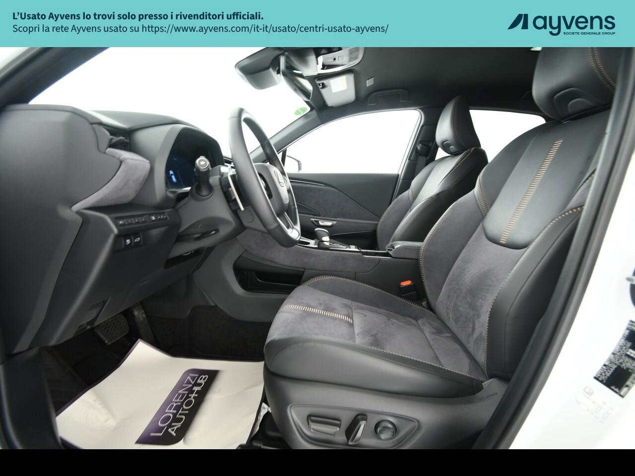 Lexus LBX Hybrid Cool