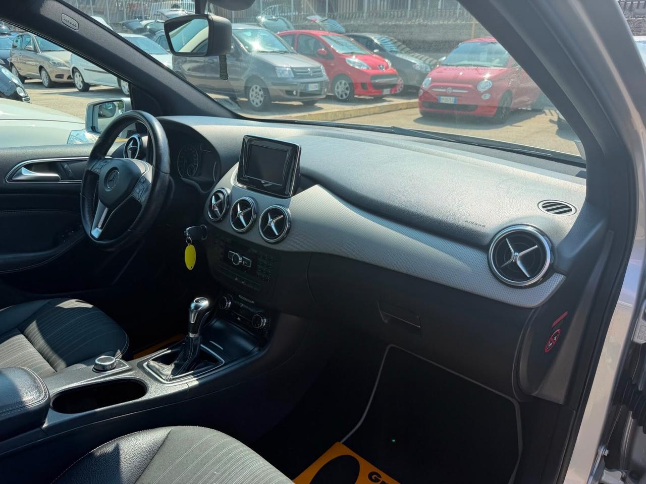 MERCEDES BENZ B 1.8 DIESEL 110 (CV) 2012