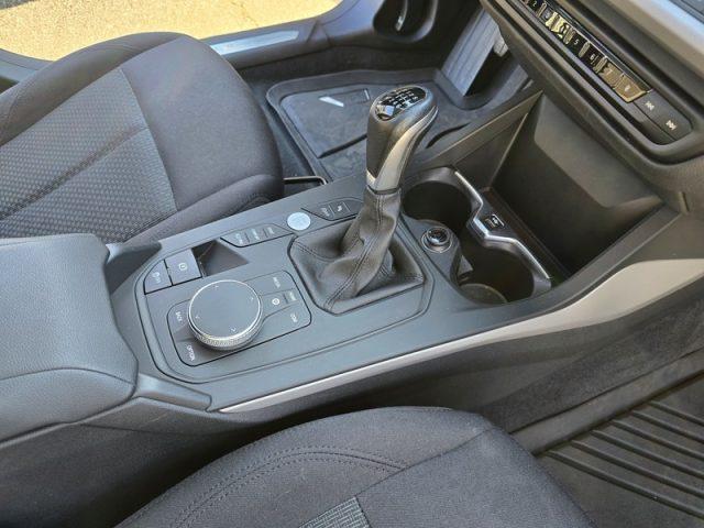 BMW 118 i 5p. PERMUTE