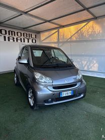 Smart ForTwo 52 kW MHD coupé White Tailor Made