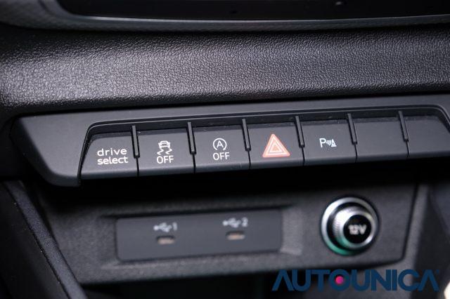 AUDI A1 CITYCARVER 30 TFSI S TRONIC IDENTITY CONTRAST