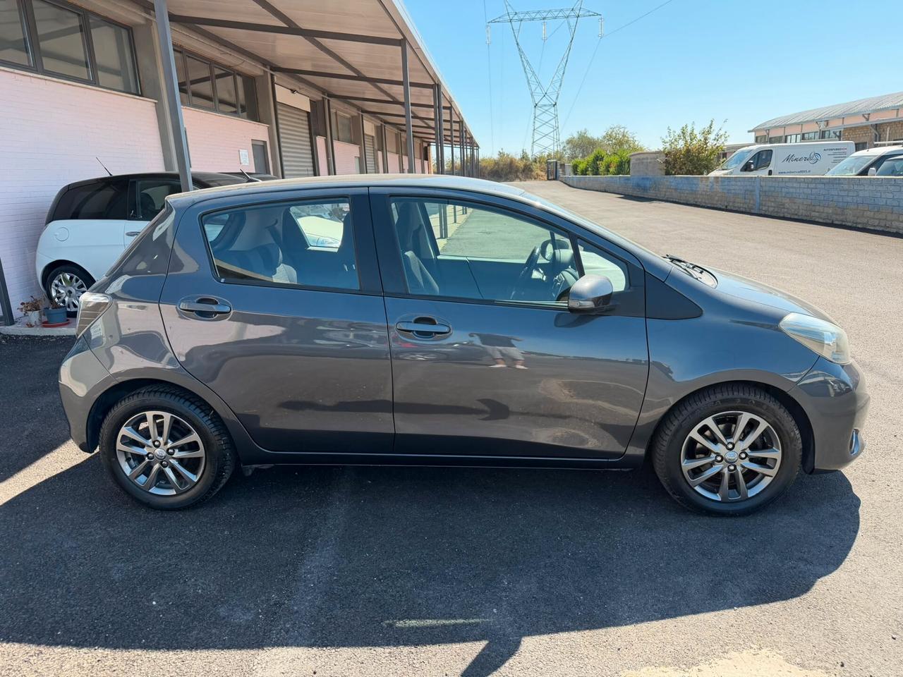 Toyota Yaris 1.4 D-4D 5 porte Active