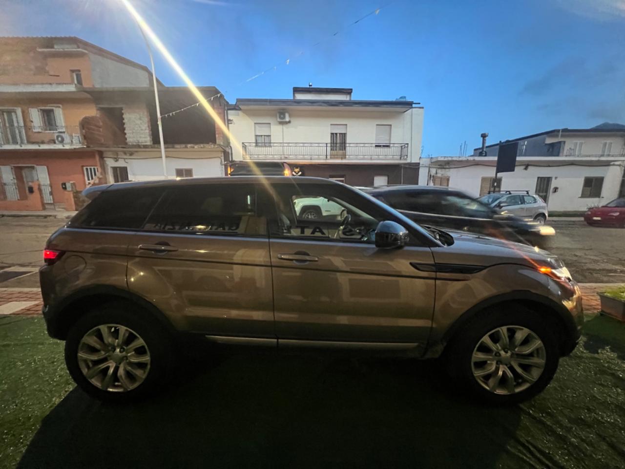 Land Rover Range Evoque 2.0 TD4 180 CV 5p. Autobiography
