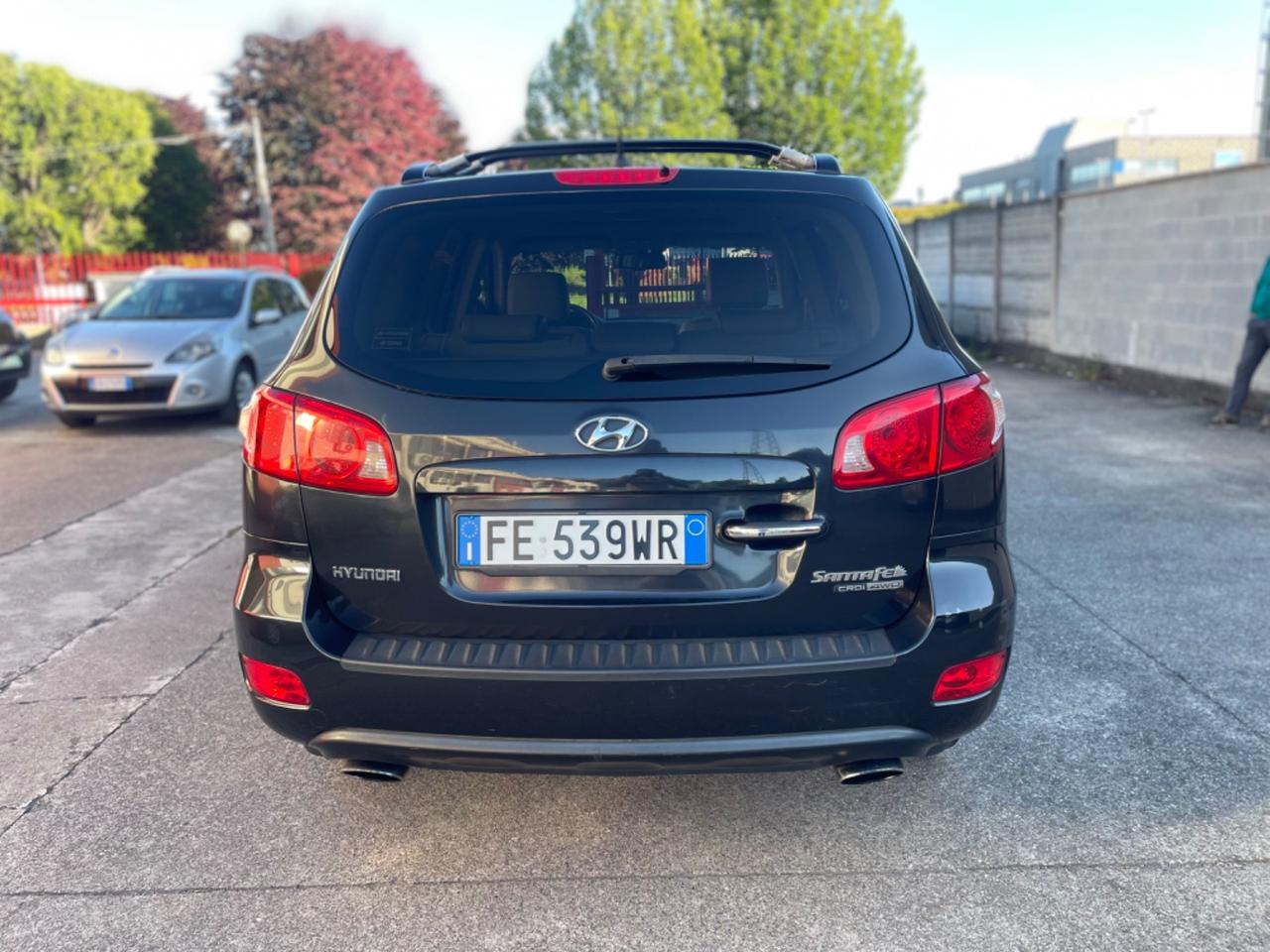 Hyundai Santa Fe 2.2 CRDi VGT Active 5 p.ti