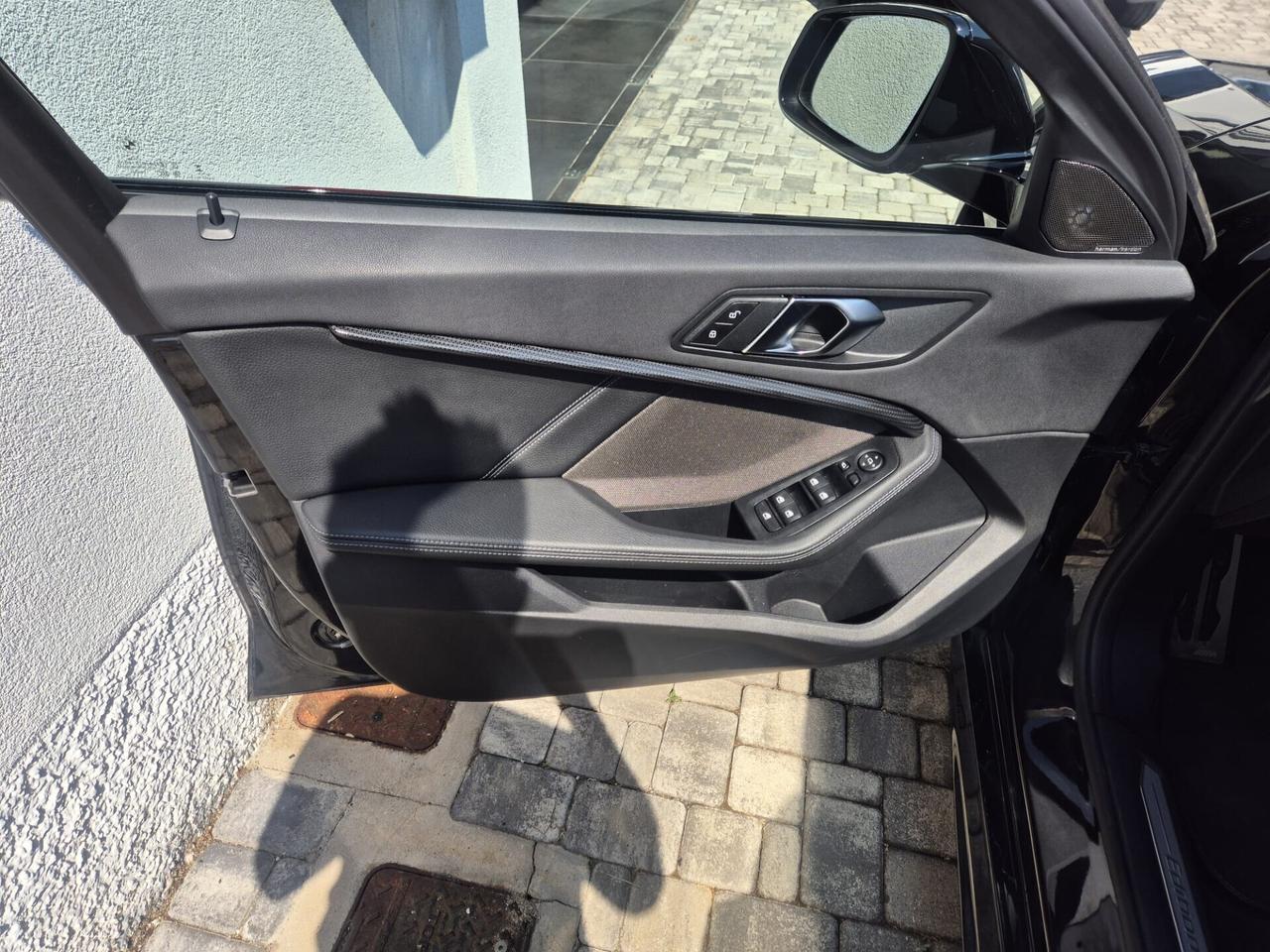 Bmw 118i 136 CV COLORVISION EDITION - CAMBIO AUTOMATICO