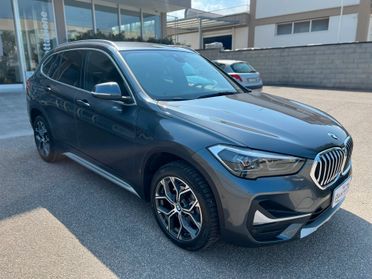 Bmw X1 sdrive18d xLine auto LED/NAVI/PELLE/18; PERFETTA