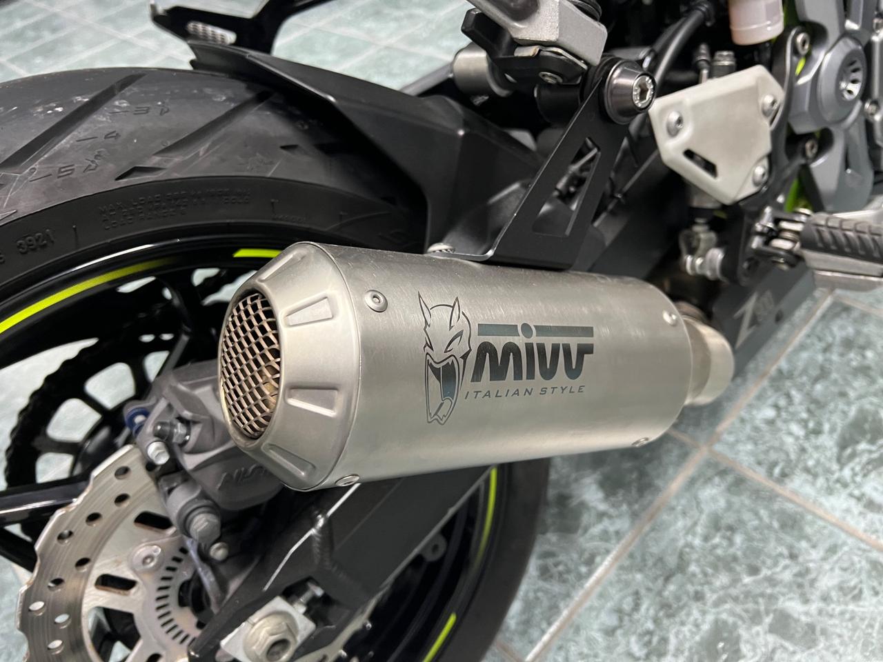 Kawasaki Z900 2017 15.000KM