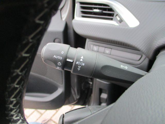 PEUGEOT 2008 BlueHDi 120 Allure - OK NEOPAT - 69.000km