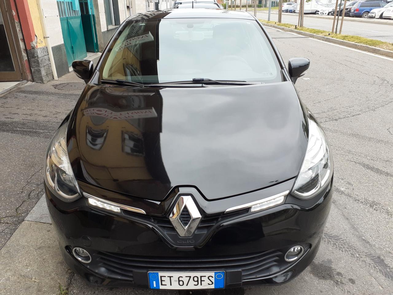 Renault Clio 1.2 75CV 5 porte Full Optional Uniproprietario