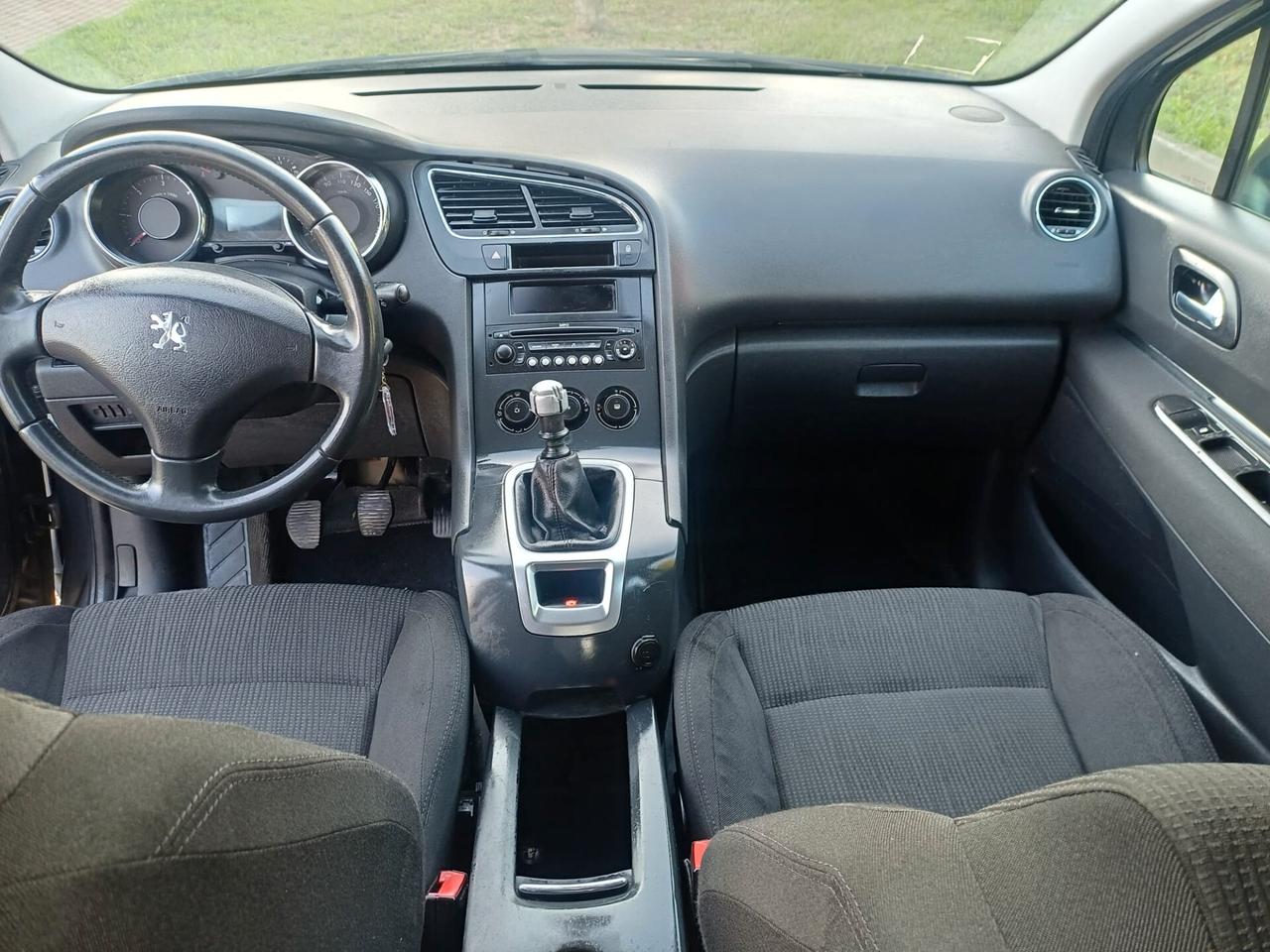 Peugeot 5008 1.6 HDi 112CV Tecno
