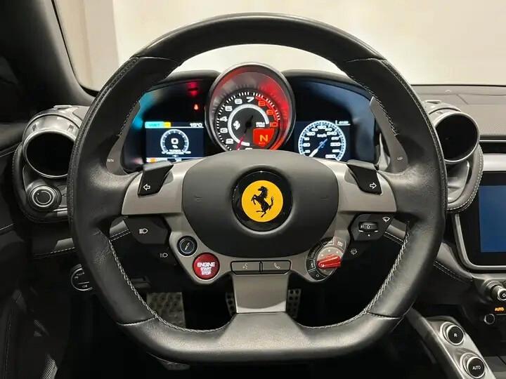 Ferrari GTC4 Lusso GTC4Lusso T