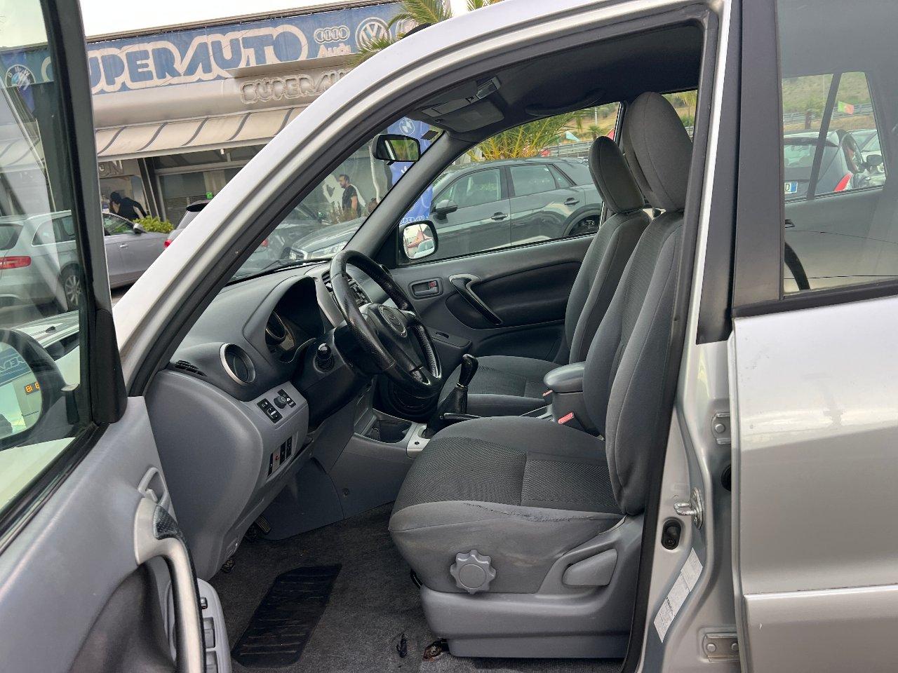 Toyota RAV4 5 Porte RAV4 5p 2.0 d-4d 16v Sol "LEGGI DESCRIZIONE"