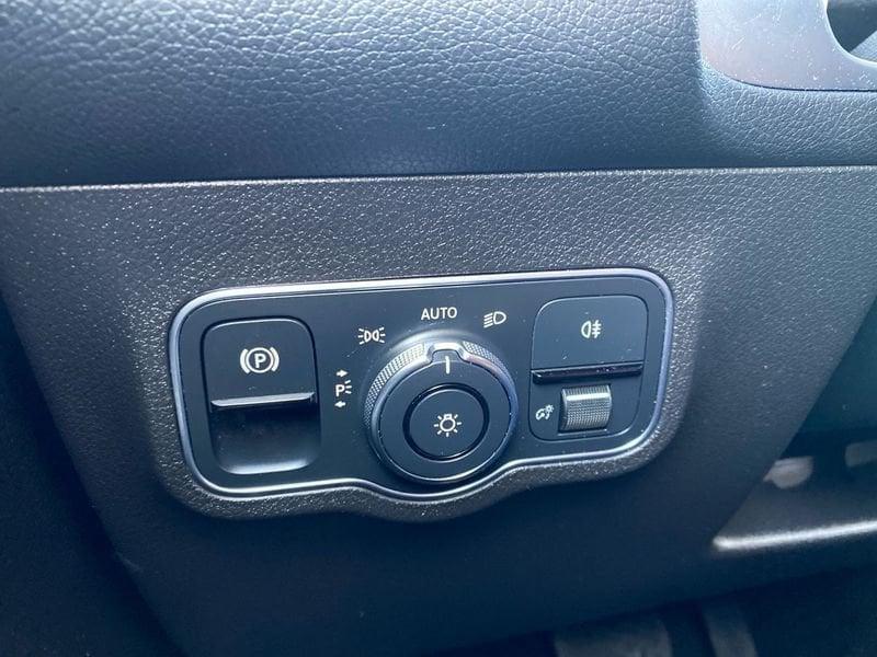 Mercedes-Benz Classe GLB GLB 200 Sport Plus auto