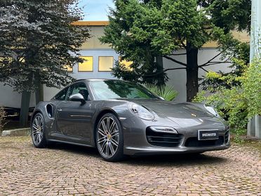 Porsche 911 3.8 Turbo Coupé