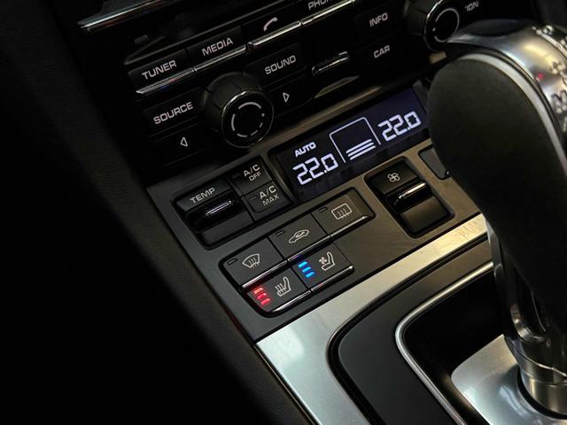 PORSCHE 911 3.8 Turbo Coupé *APPROVED 10/27*