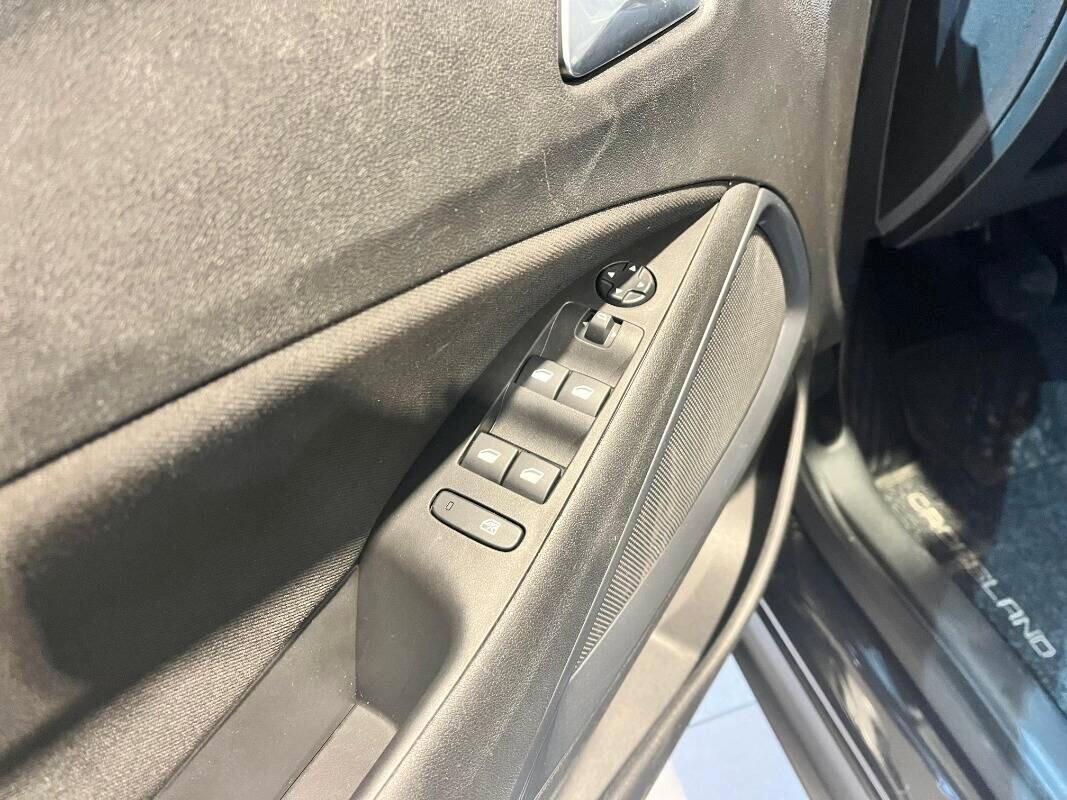 Opel Crossland 1.2 Turbo 12V 110 CV Start&Stop Elegance Pack