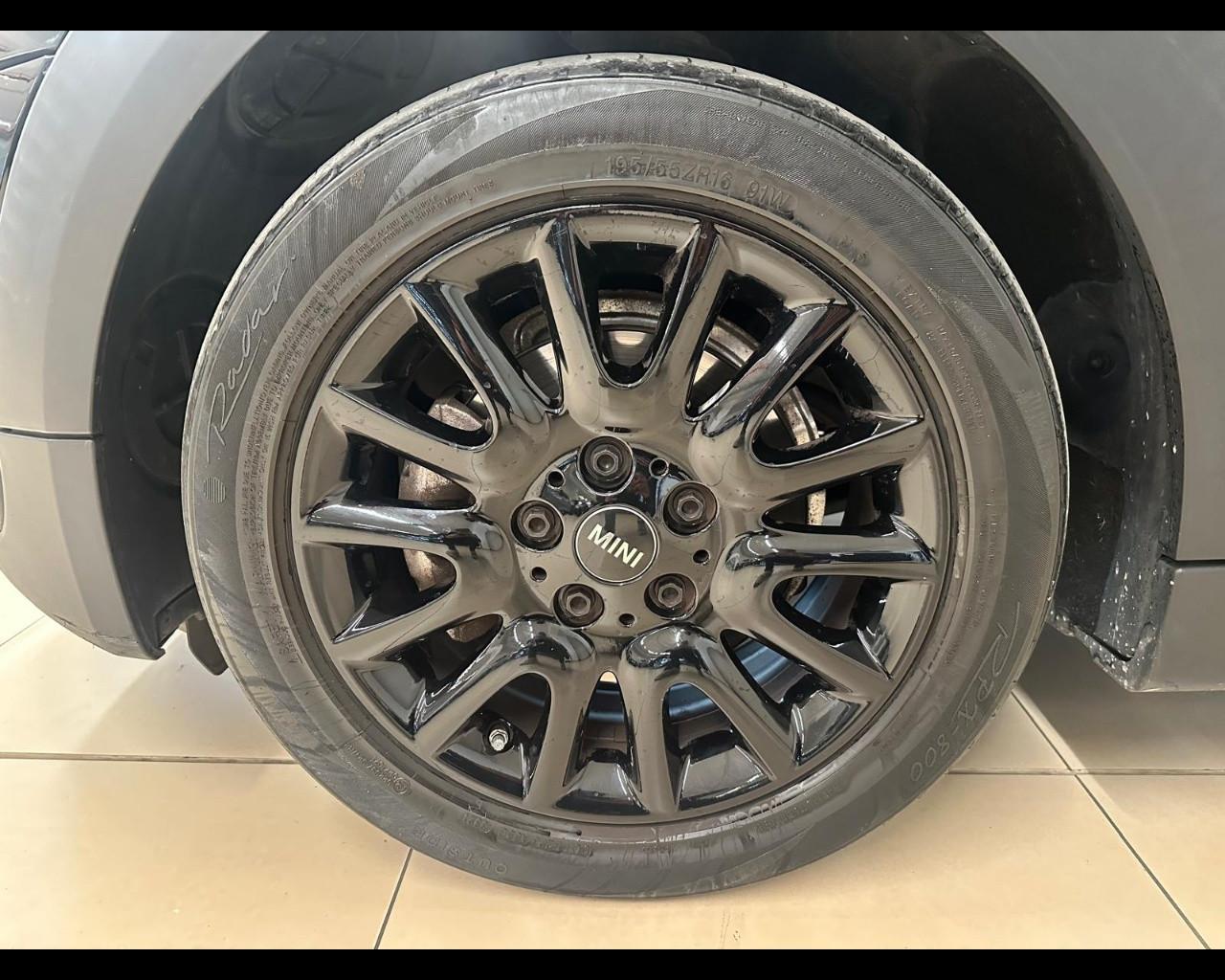 MINI Mini 5 porte (F55) - Mini 1.5 One 75 CV 5 porte