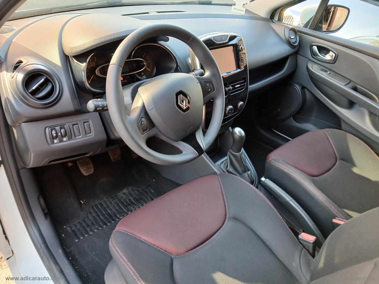 RENAULT Clio Sporter 1.2 75 CV