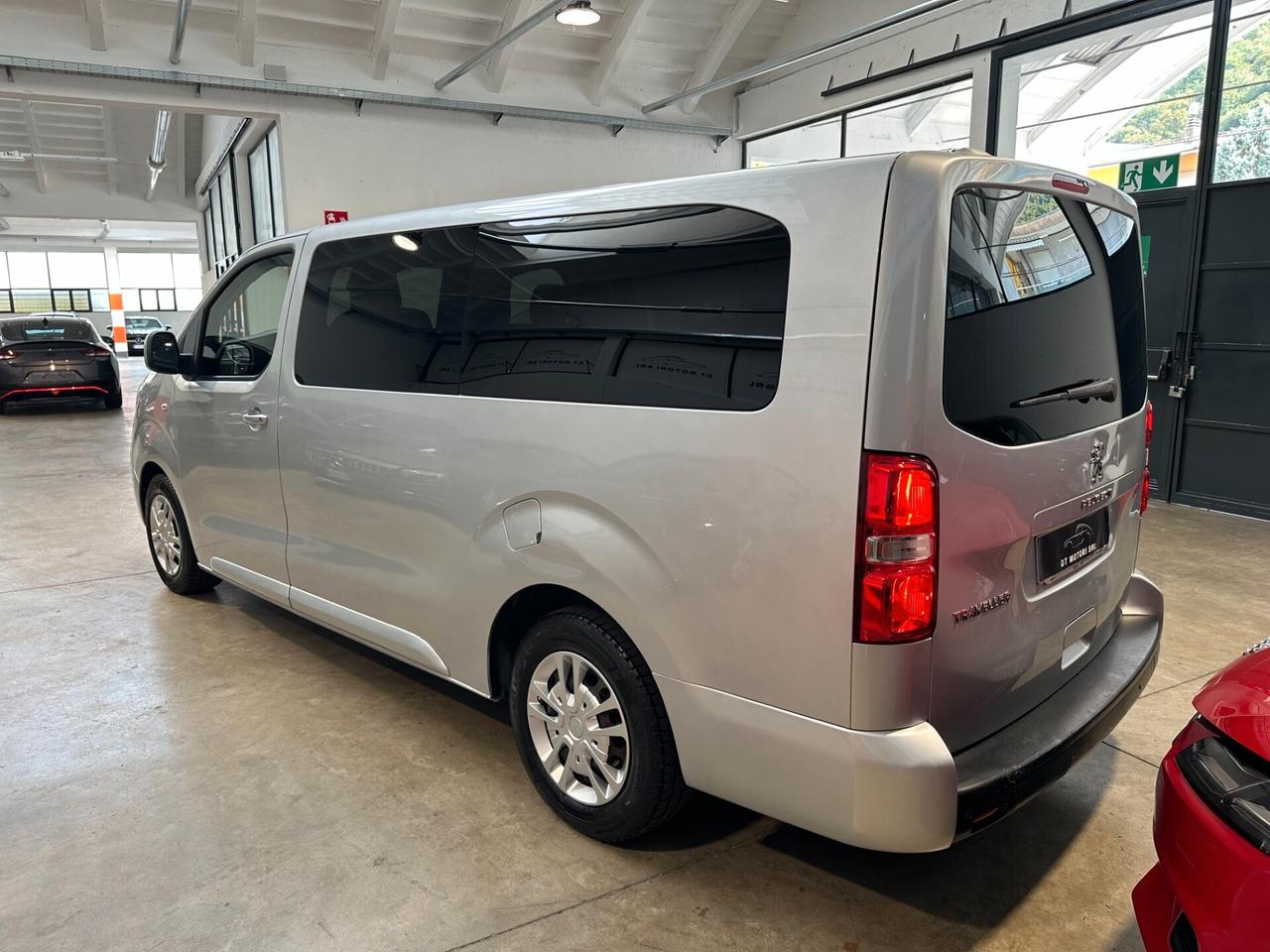 Peugeot Traveller L3 PASSO LUNGO - 9 POSTI