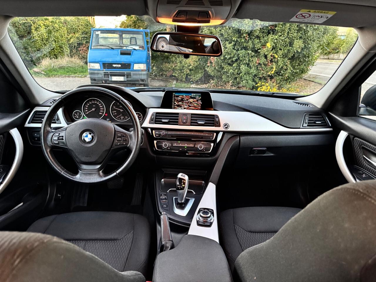 Bmw 318d Touring Business Advantage aut. 150cv 2016