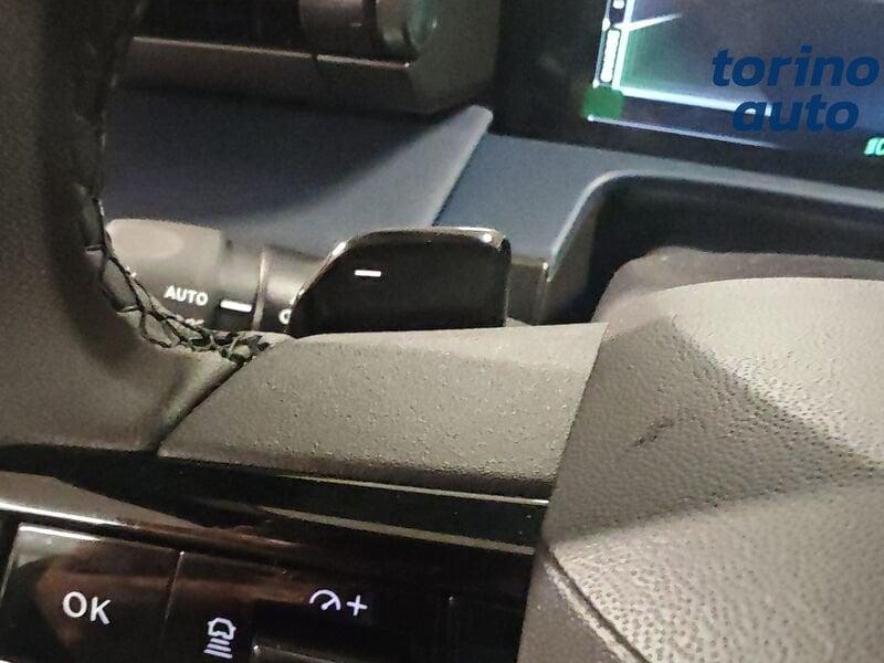 Lancia Ypsilon Ibrida Ibrida Edizione Cassina e-DCT