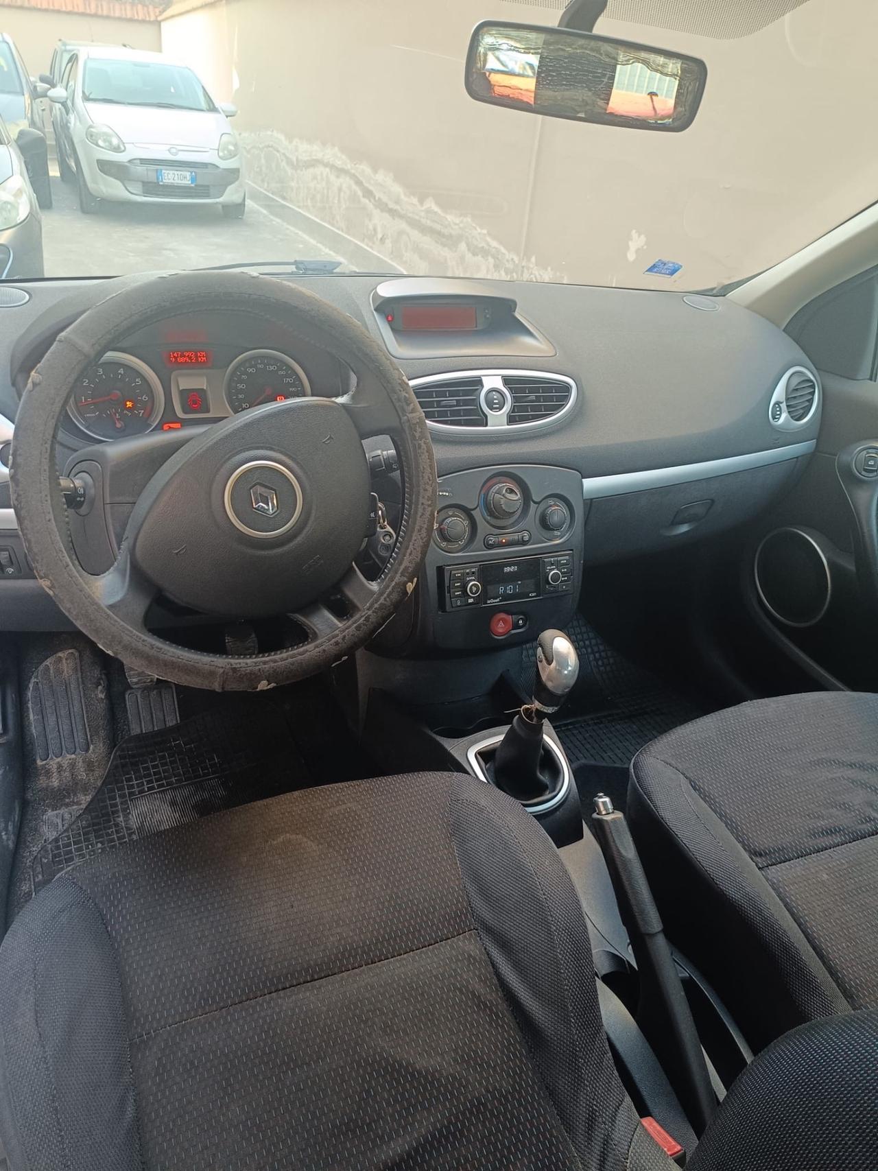 Renault Clio 1.2 16V 5 porte Luxe