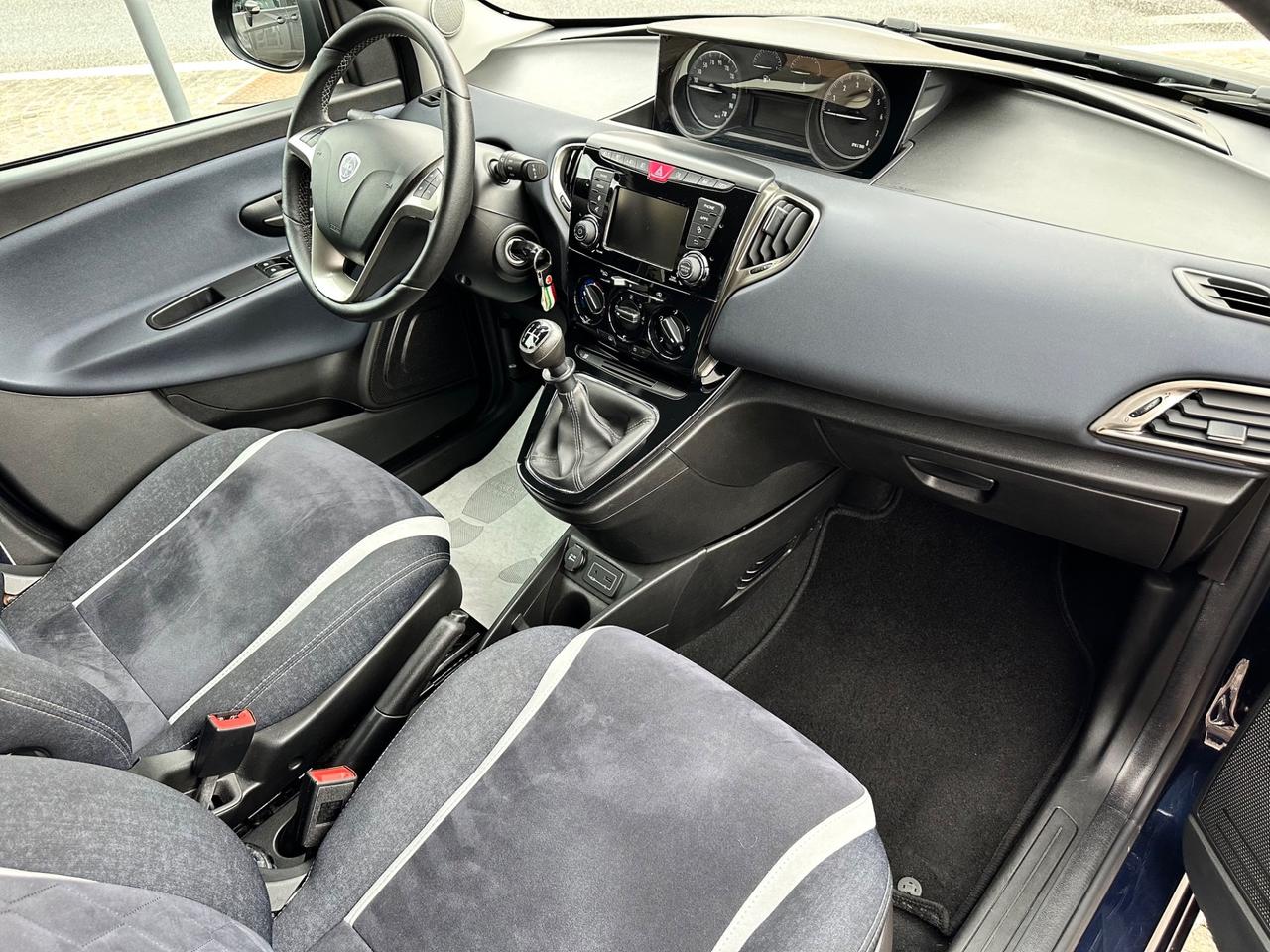 Lancia Ypsilon 1.2Bz 69CV 5P Mya -Neopatentati