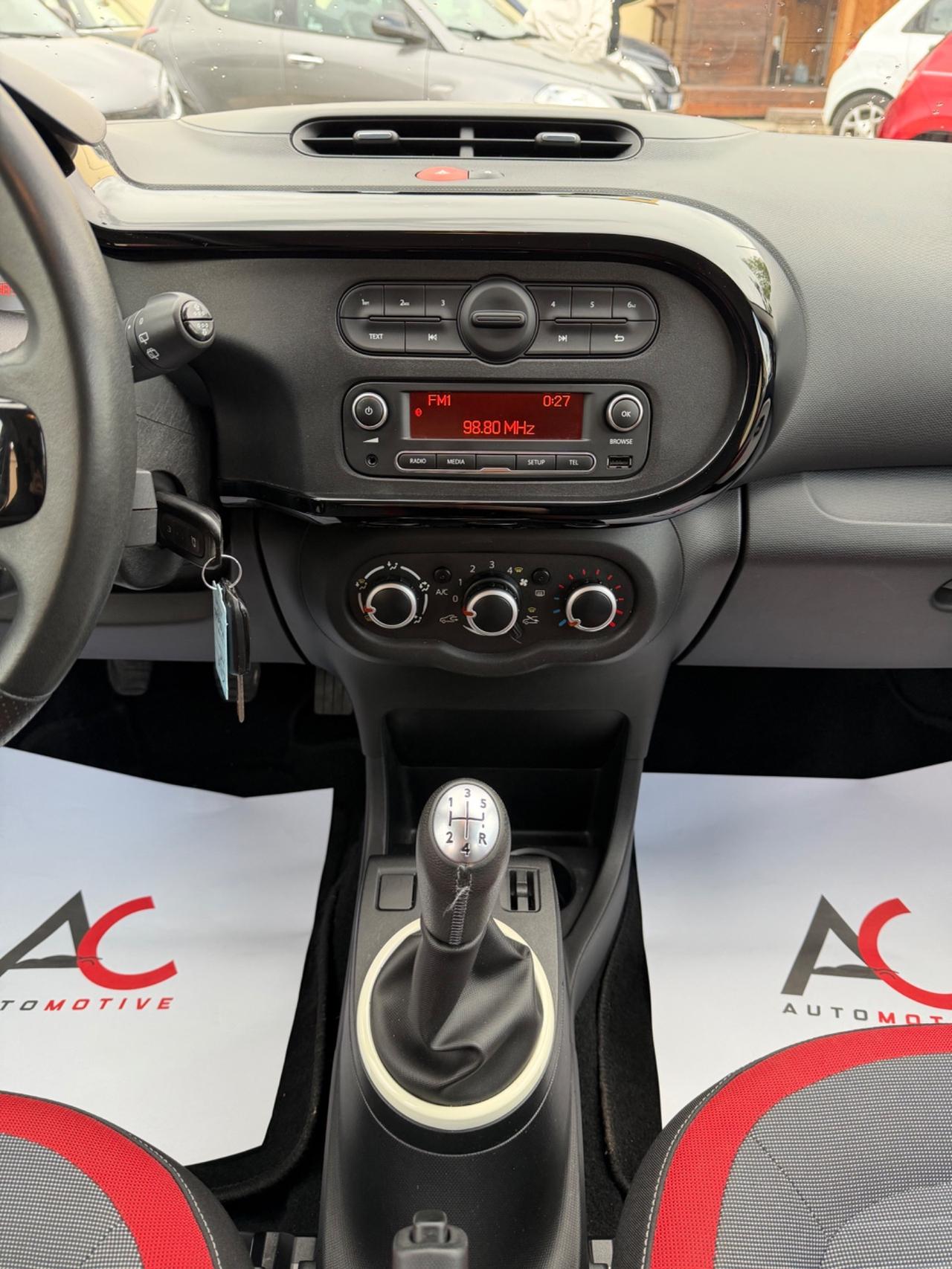 Renault Twingo SCe EDC Lovely