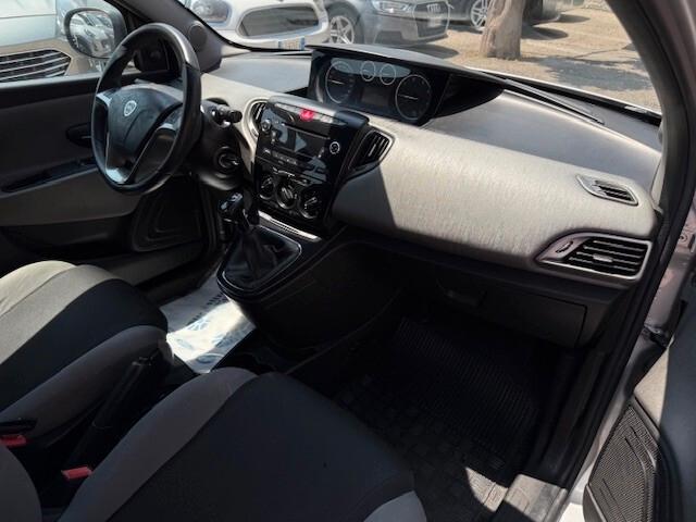 LANCIA Ypsilon 1.3 M.J 95CV Gold - 2014