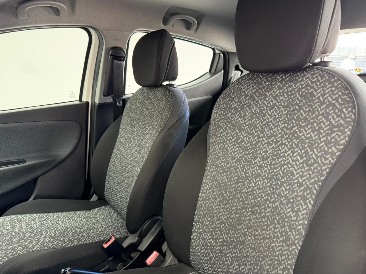 Lancia Ypsilon 1.2 69 CV 5 porte -UNIPRO-GARANTITA-2019