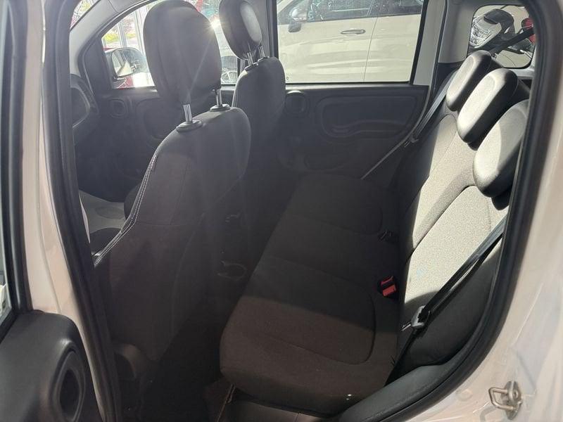 FIAT Panda 1.0 FireFly S&S Hybrid Pandina