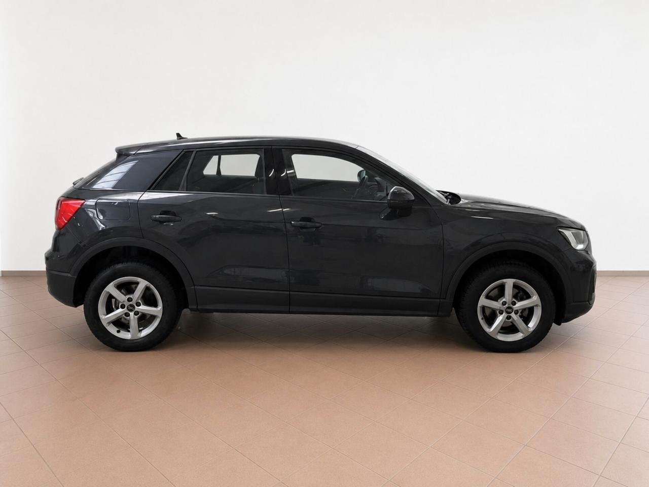 Audi Q2 30 TDI Business