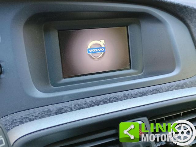 VOLVO V40 D2 1.6 Summum