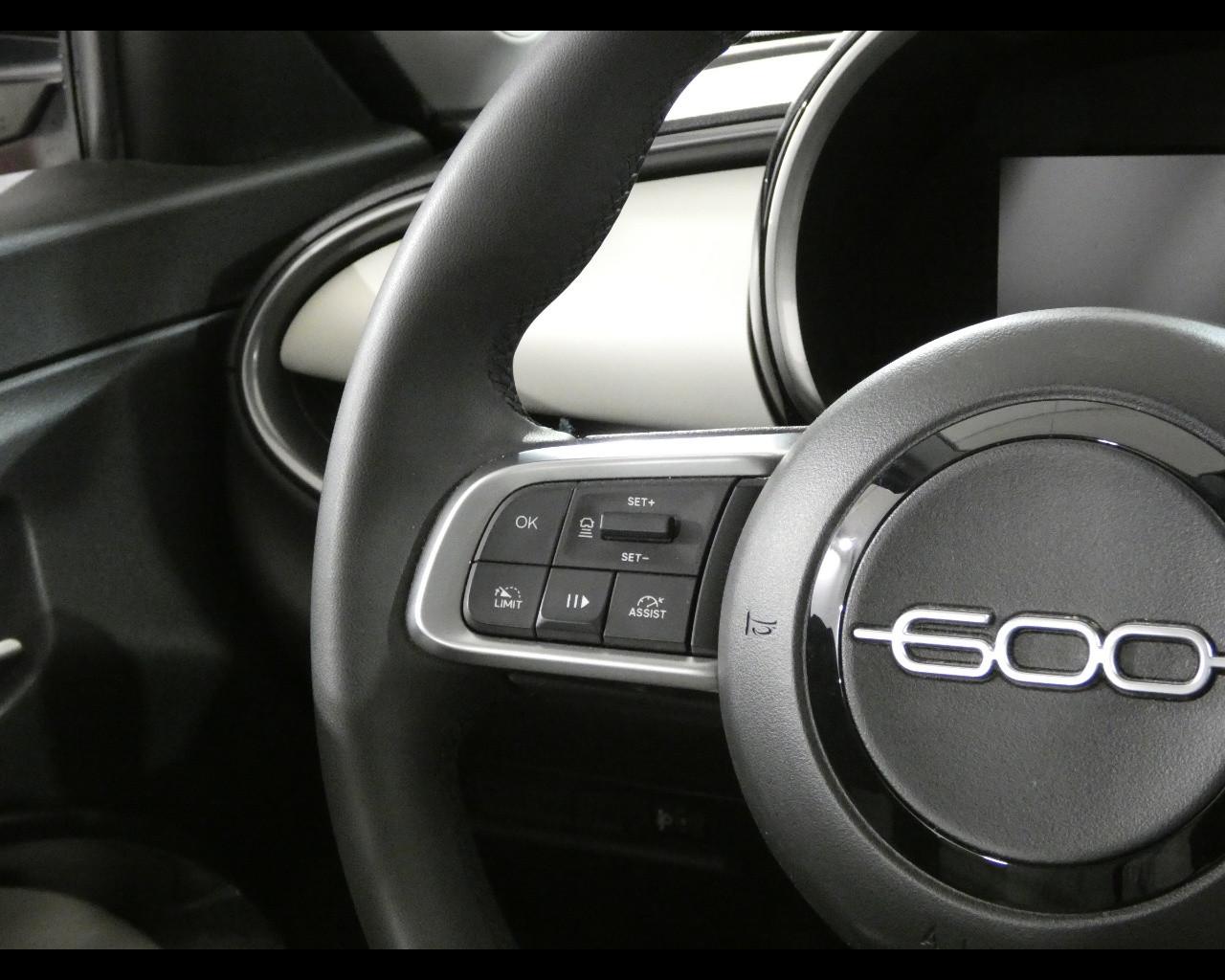 FIAT 600e - 600e La Prima