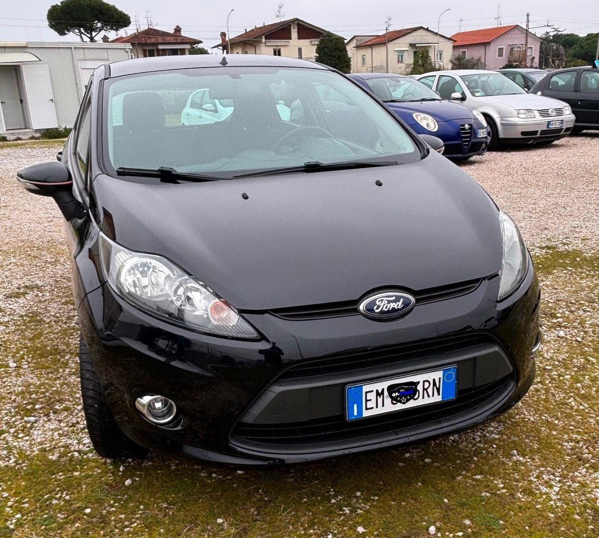 Ford Fiesta 1.4 5 porte Bz.- GPL Titanium