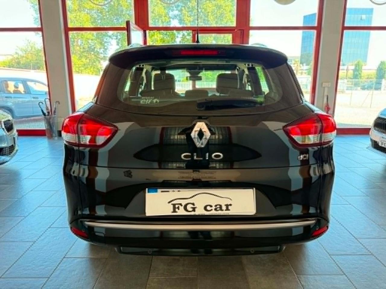 Renault Clio Sporter 1.5 dCi 8V 75CV Costume National