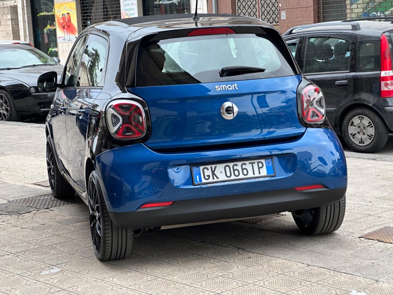 Smart ForFour tua a 131€ al mese senza anticipo