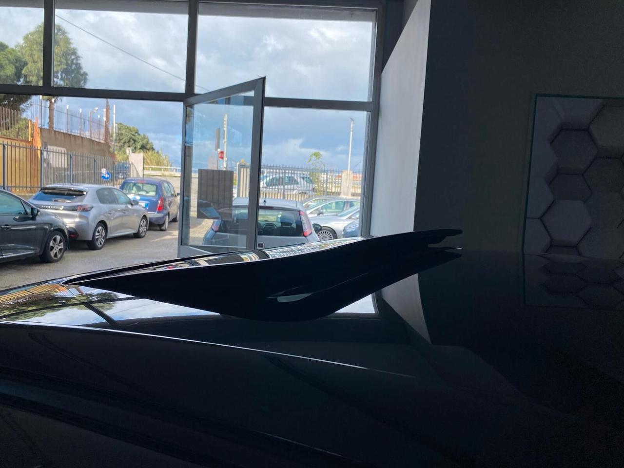 Volkswagen Golf GTI 2.0 TSI 3p.