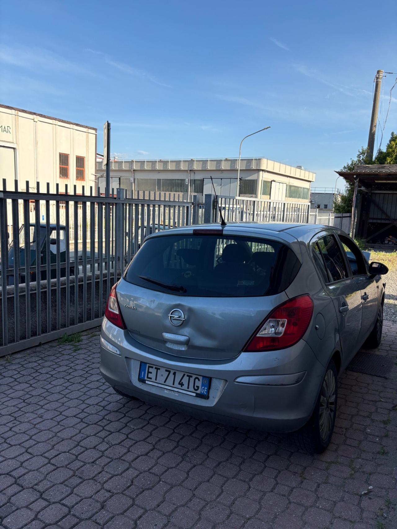 Opel Corsa 1.2 5 porte Edition
