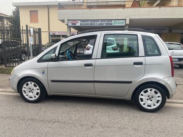 Fiat Idea 1.4 16V BlackEnergy