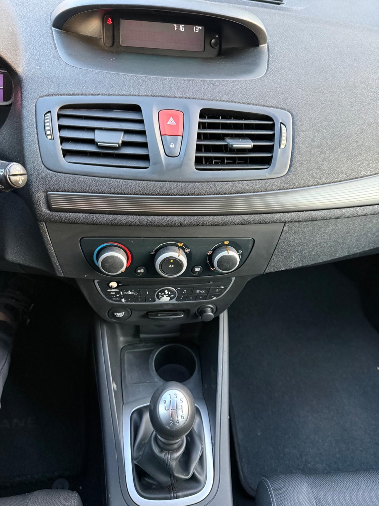 Renault Megane Mégane 1.6 GPL Confort