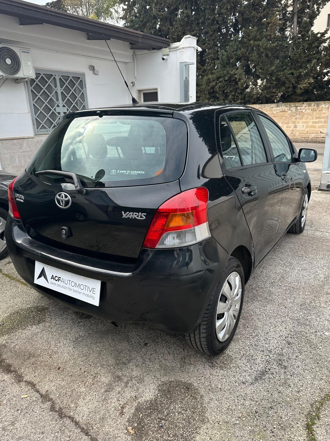 Toyota Yaris 1.3 5 porte Sol