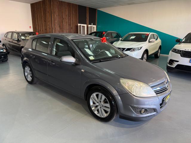 OPEL Astra 1.3 CDTI 5 porte Club*OK NEOPATENTATI