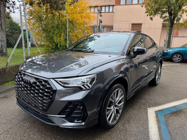 AUDI Q3 SPB 40 TDI Quattro S Tronic Id. Black S-Line KM 0