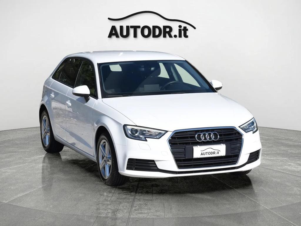 Audi A3 Sportback 30 1.5 G-Tron 131cv S-Tronic solo 3000 km!!