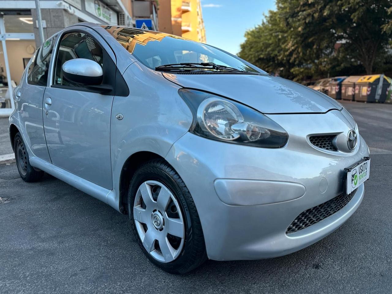 Toyota Aygo 1.0 NEOPATENTATI GARANZIA 12 MESI
