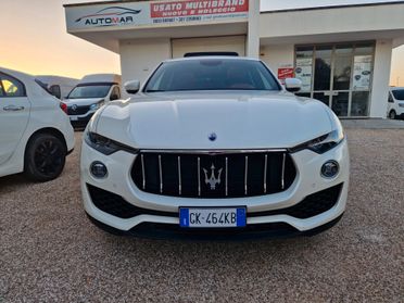 Maserati Levante V6 Diesel 275 CV AWD Granlusso