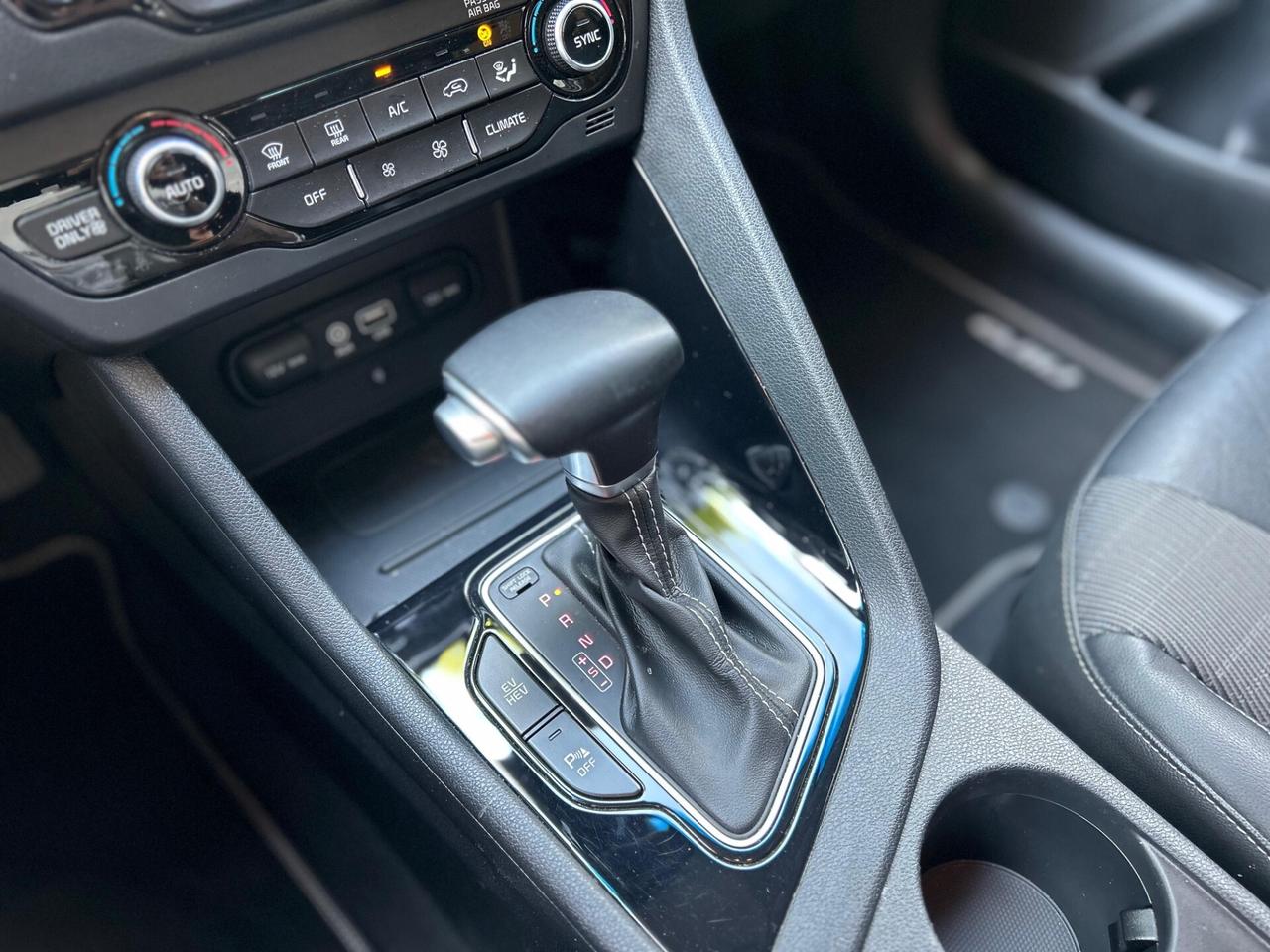 Kia Niro 1.6 GDi DCT PHEV Style Gancio Traino-E6-69000km!!!