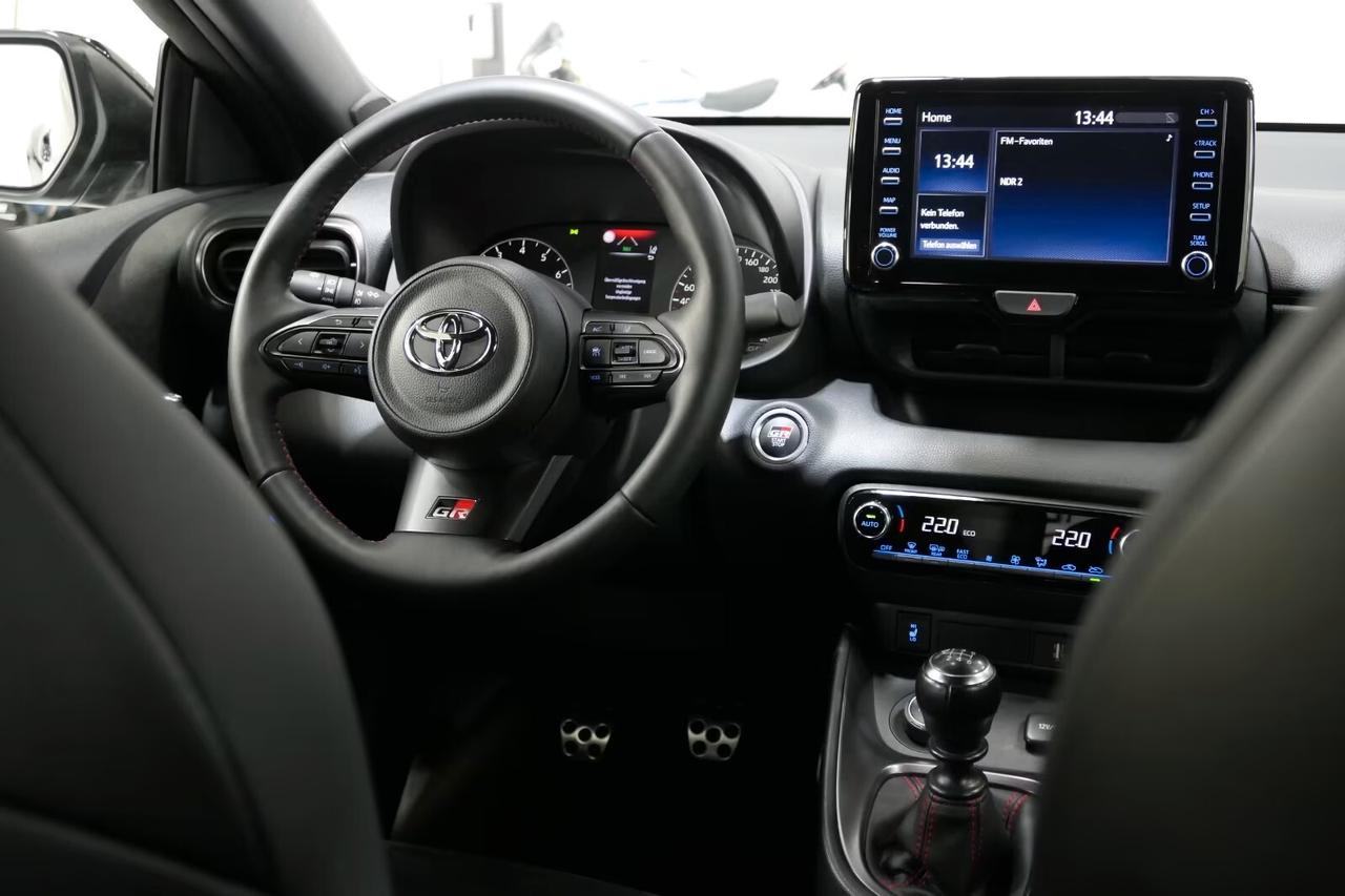 Toyota Yaris 1.6 Turbo 3 porte GR Circuit FULL KAMERA ALCANTARA