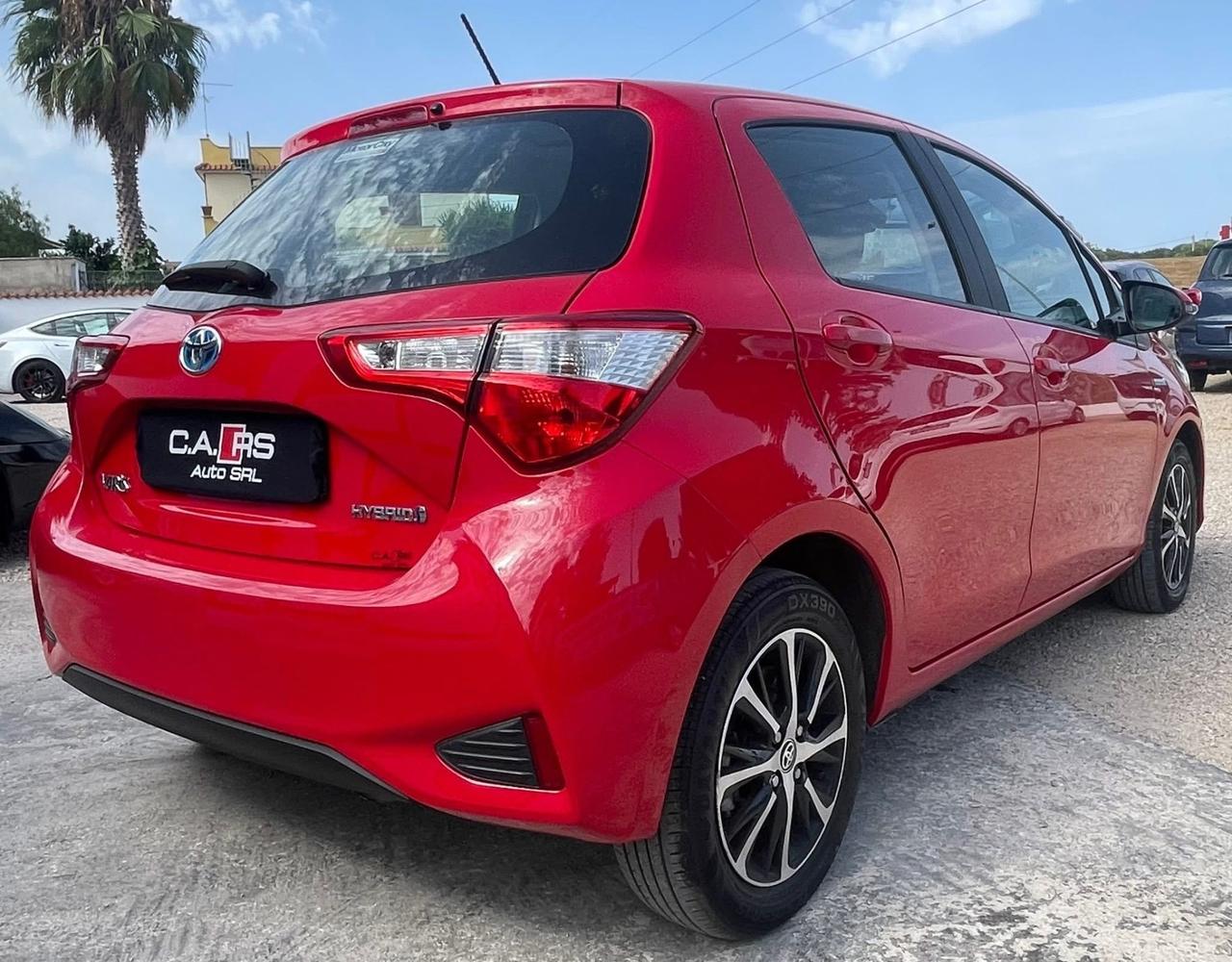 Toyota Yaris Trend Red Edition 1.5h Hybrid 73cv